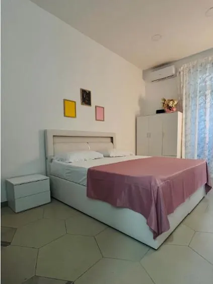 Apartment Guazzohome Naples Italy